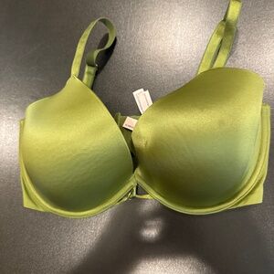 Victoria’s Secret Green Bra - 34DDD